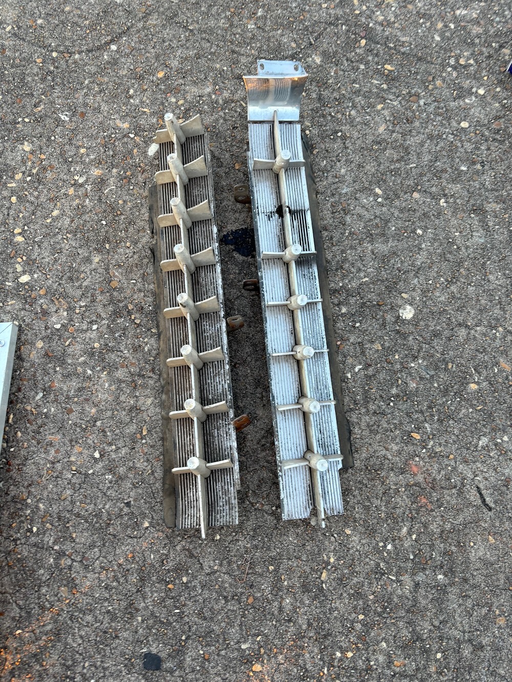 1959 Cadillac Rear Grill Section for Sale